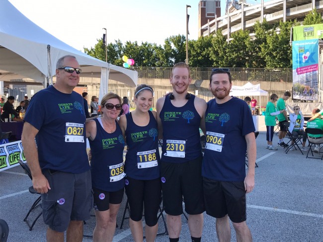 Matt posing with family pre race.