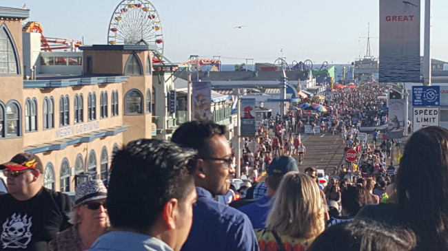 The walk to the Santa Monica Pier