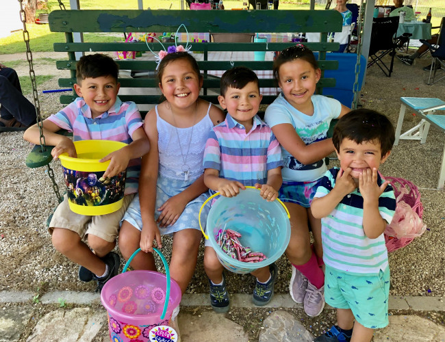 Conner hanging with his peeps...or cousins.