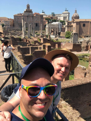 We also love to travel!