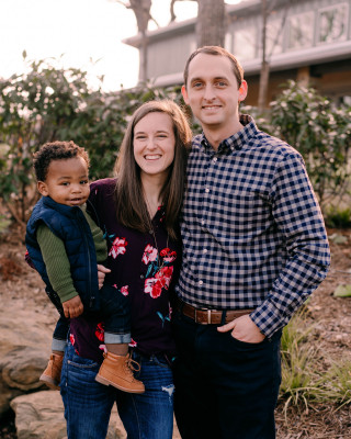 Sara & Bryson Adoptive Parents from Texas | Adoption.com